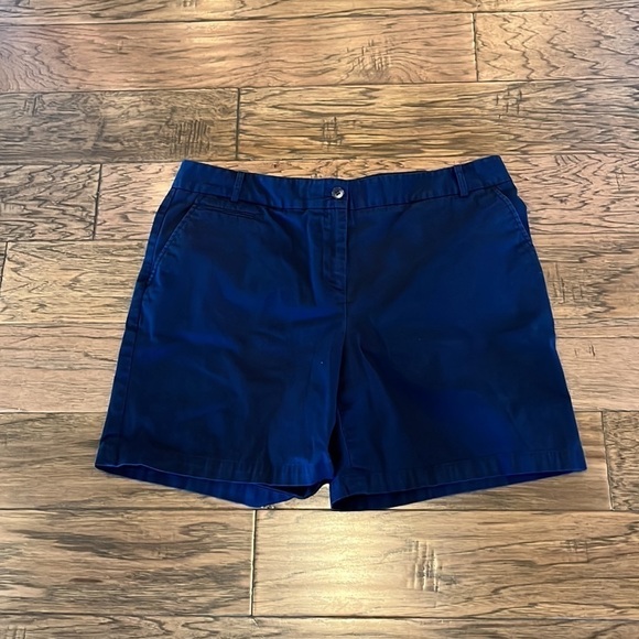 Talbots Navy Blue Shorts Size 16 - Picture 1 of 15